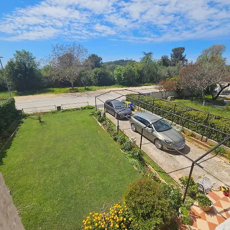 & Gaspar Guest house